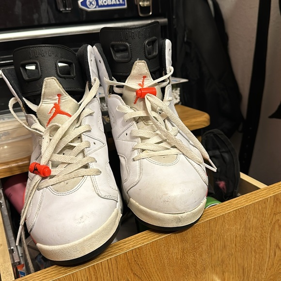 Air Jordan 6 Retro “White Infrared” size 11.5 men’s still in good condition - Picture 5 of 7